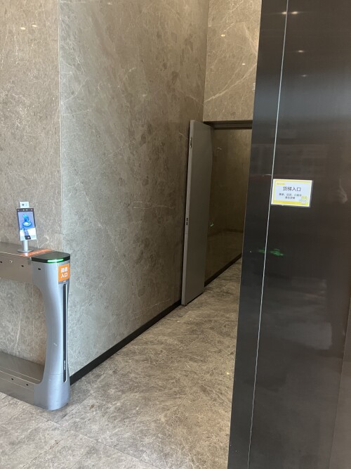 货梯3