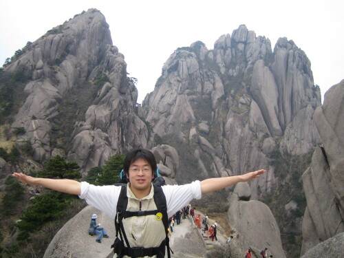 20050417053fd33f8a01fff037.jpg